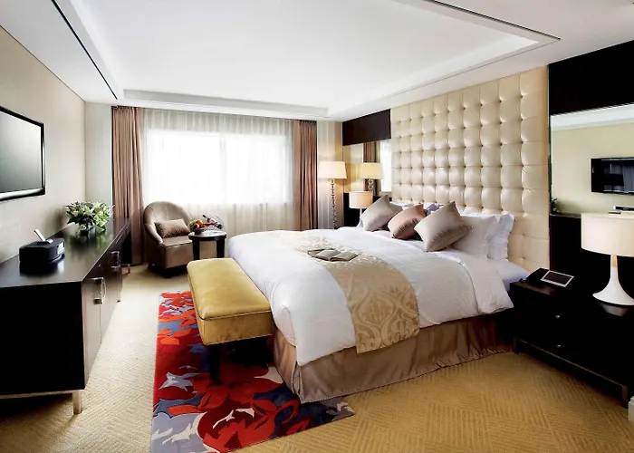 The Ambassador - A Pullman 5*