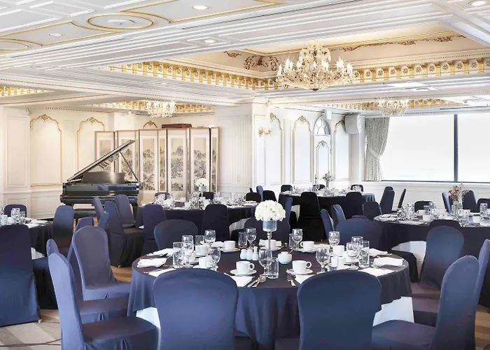Hotel The Ambassador - A Pullman 5*