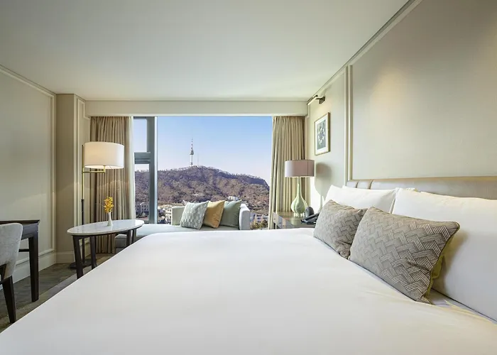 Hotel The Ambassador - A Pullman 5*